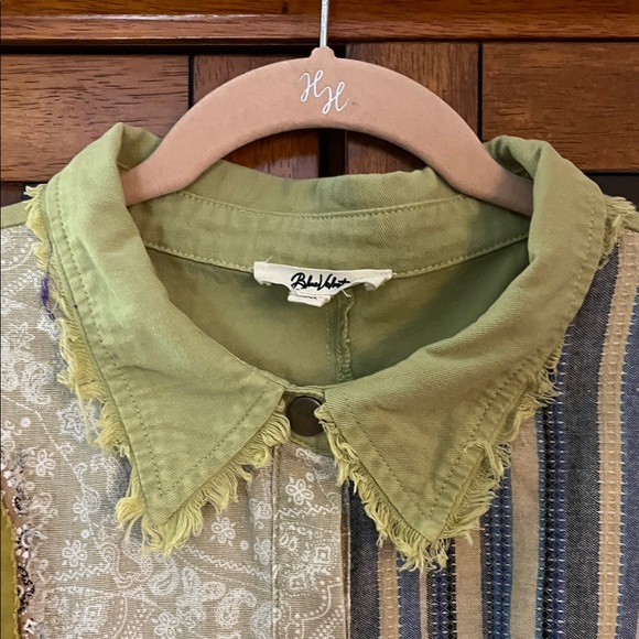 Blue Velvet Mixed Media Olive Green/Blue-White Stripe/Khaki/Lace Butterfly Shirt - Picture 3 of 16